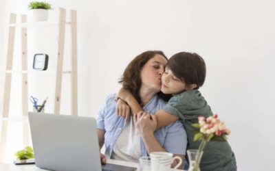 Wie es für Mütter wirklich ist, von zu Hause aus zu arbeiten?
